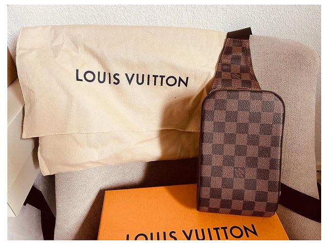 Pochette Louis Vuitton Geronimos Damier Tela e Pelle Marrone - vista 2