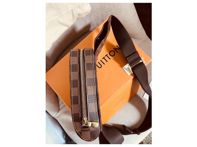 Pochette Louis Vuitton Geronimos Damier Tela e Pelle Marrone - vista 5