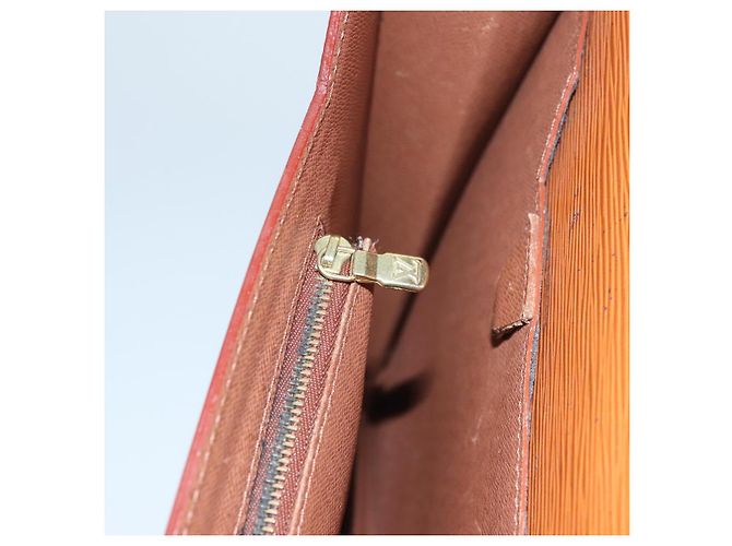 LOUIS VUITTON Epi Porta Documenti Bandoliera Zipangu Oro M54468 Auth bs23752 - vista 23
