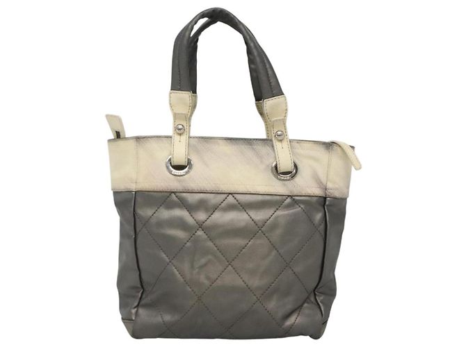 CHANEL Paris Biarritz PM Tote Bag Beschichtete Leinwand Silber CC Auth bs23887 - Ansicht 2