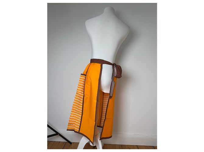 Gonna vintage Yves Saint Laurent nera e gialla Arancione - vista 2