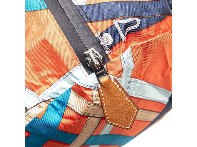 Duffle Hermès Borsa Boston Cavalcadour 44 in seta d'aria Hermes Multicolore Arancione - vista 5