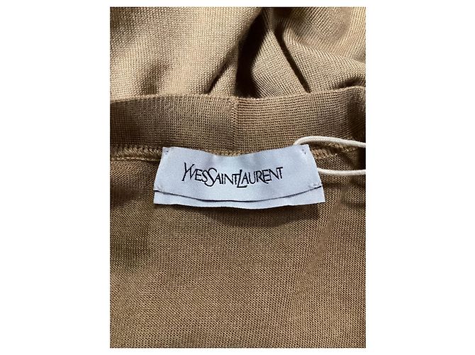 Saint Laurent V-Ausschnitt-Cardigan aus beigem Kaschmir - Ansicht 11
