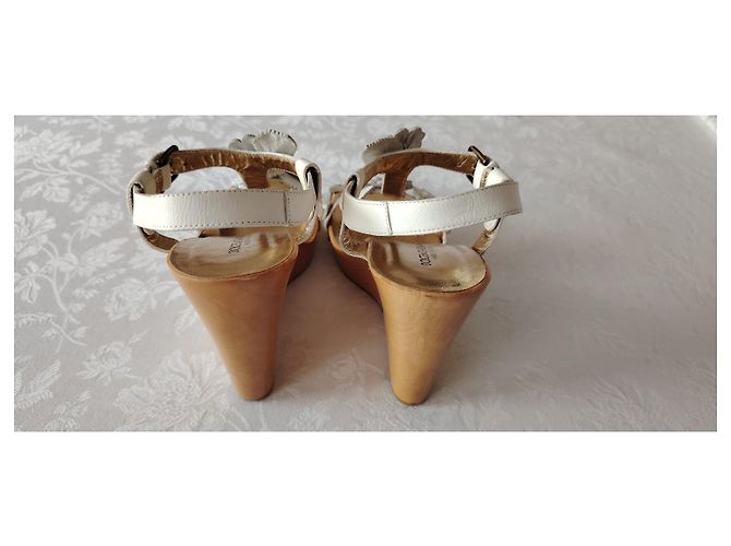 DOLCE & GABBANA ZEPPA IN PELLE. Bianco - vista 4