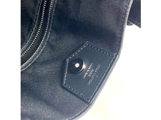 Bolso Tote Apollo Monogram Eclipse Louis Vuitton Negro Monograma - vista 12