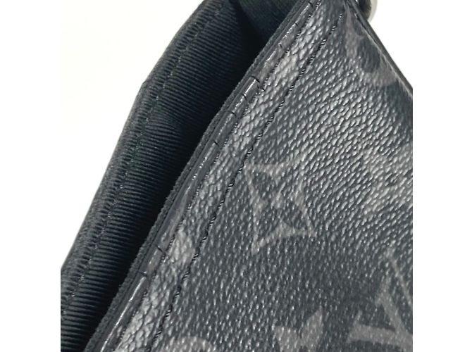 Bolso Tote Apollo Monogram Eclipse Louis Vuitton Negro Monograma - vista 18