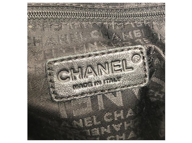Sac Boston Mini en Chocolat Chanel Noir - vue 10