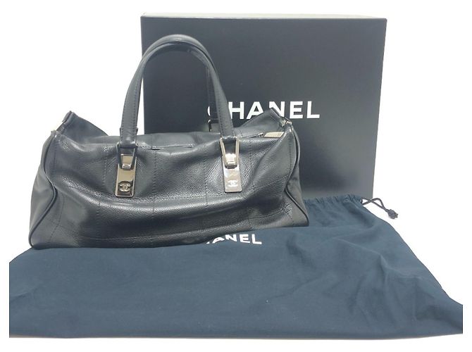 Sac Boston Mini en Chocolat Chanel Noir - vue 13