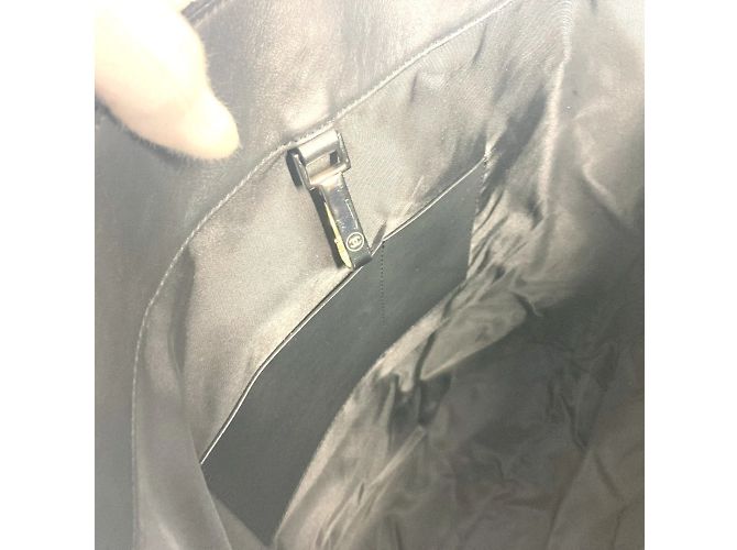 Vertikale Tote-Tasche mit CC Coco-Logo von Chanel Schwarz - Ansicht 14