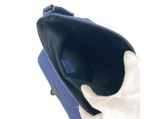 Borsa Messenger S Cape in Pelle Monogram Louis Vuitton Blu - vista 10