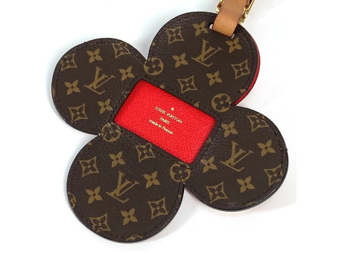 Louis Vuitton Epi Bijoux Sac Tag Vivienne Charm Rosa - vista 3