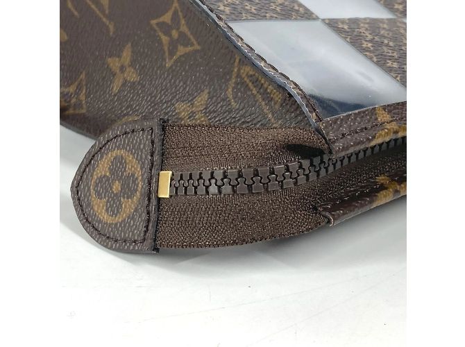 Borsa Pouch Stand Damier Monogram Louis Vuitton Marrone Damier ebene Monogramma - vista 11