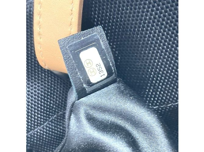 Chanel A34208 CC Coco Mark Paris Biarritz PM Borsa Tote Nero Bianco - vista 14