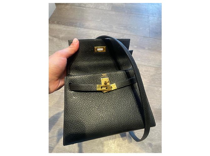 Hermès Mini Kelly 20 em couro preto - vista 2