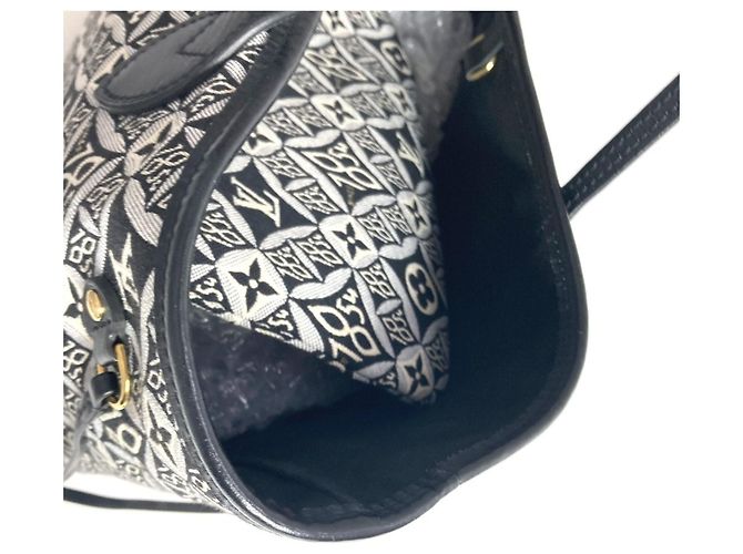 Borsa tote Neverfull MM Monogram Louis Vuitton dal 1854 Nero Bianco - vista 11