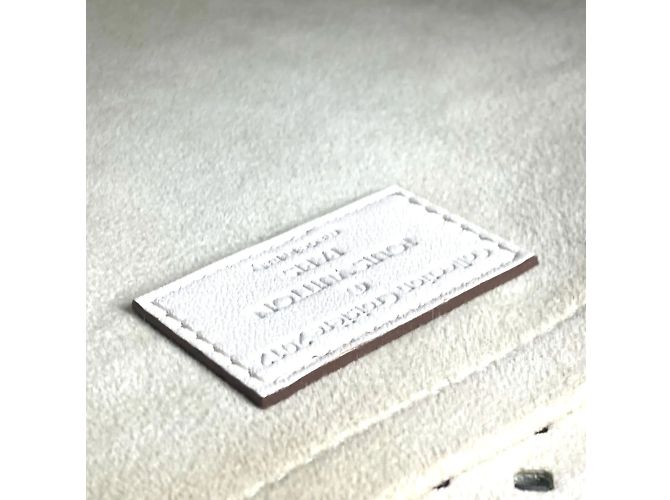 Sac messager Saumur Les Flores perforé Louis Vuitton Blanc - vue 14