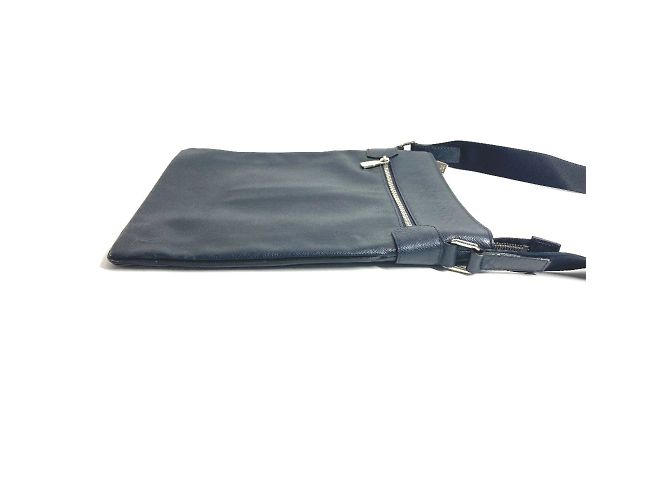 Borsa a Spalla Sasha Taiga di Louis Vuitton Blu navy - vista 3