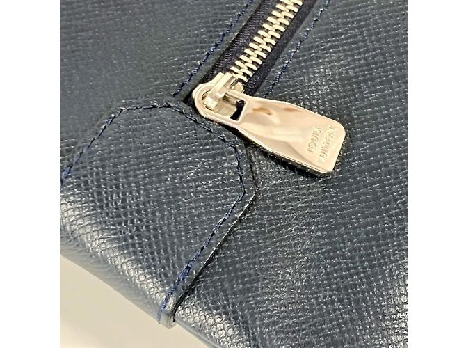 Borsa a Spalla Sasha Taiga di Louis Vuitton Blu navy - vista 7