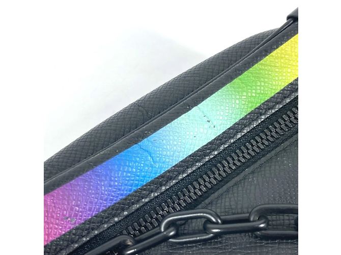 Bolsa Mini Soft Trunk Taiga Rainbow da Louis Vuitton Preto Multicor - vista 8