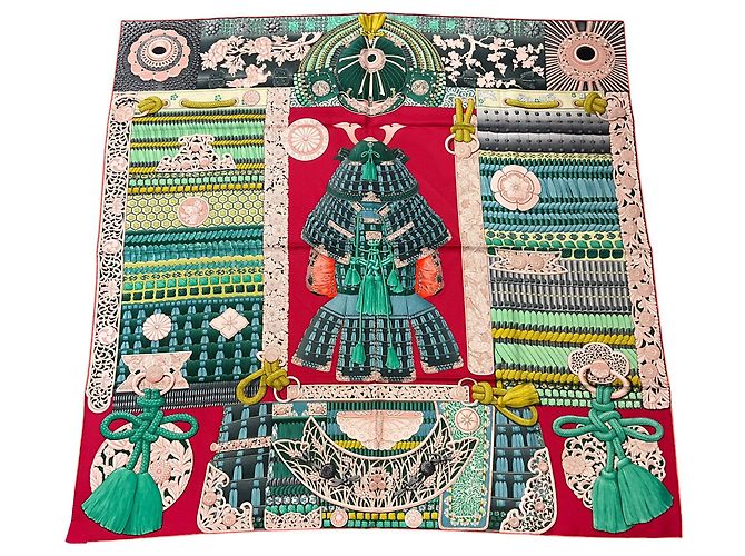 Aline Hermès Selten Rot / Grün Multi Parures de Samurais Druck Quadrat Seidentwill Schal Mehrfarben - Ansicht 5