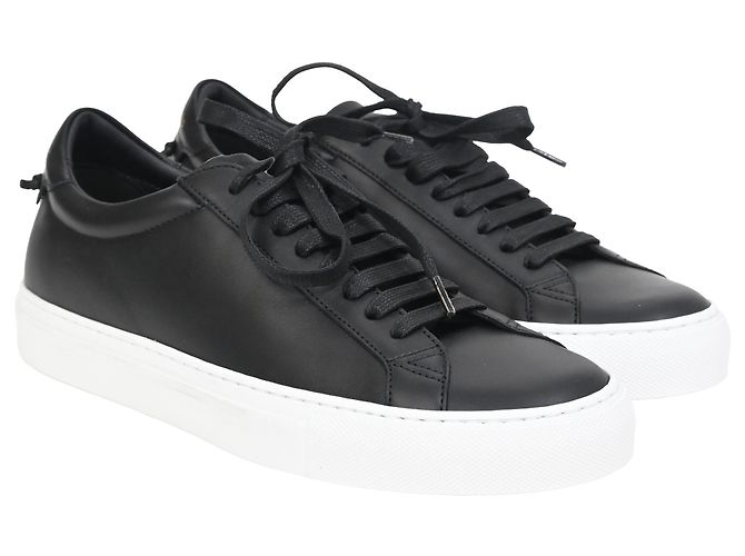 Baskets basses Givenchy Urban Street en cuir noir - vue 4
