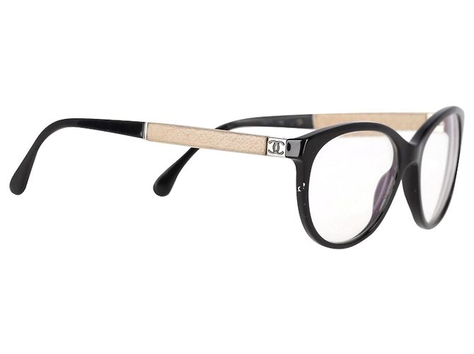 Timeless Occhiali Chanel Farfalla in Acetato Nero - vista 2