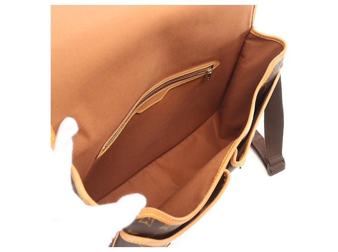 Borsa a Spalla Gibeciere GM Monogramma Louis Vuitton M42249 Marrone - vista 3