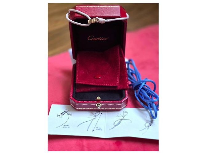 Pulsera Cartier Love de oro con cordón de seda. Dorado - vista 6