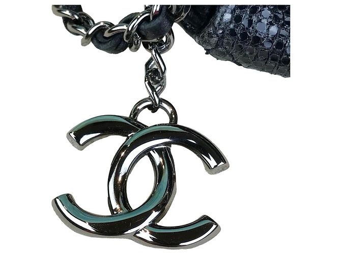 Pochette Chanel WOC in tessuto glitter e pelle nera Nero - vista 3