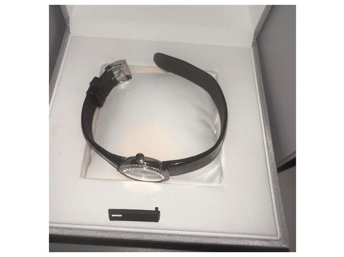 Dior D de Dior Uhr Weißer Perlmutt und Diamanten Schwarz - Ansicht 5