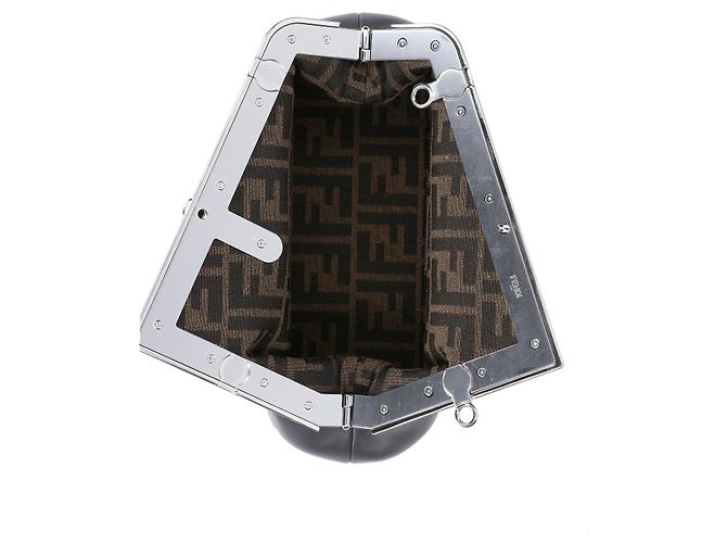 Fendi First Tasche aus grauem Leder - Ansicht 4