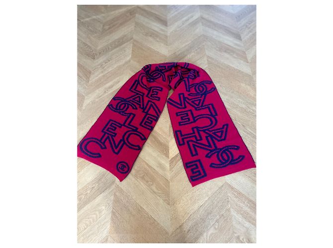Sciarpa reversibile Chanel blu navy e rosso lampone lana - vista 4