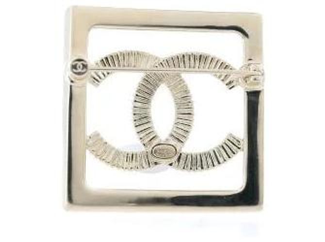 Spilla Chanel metallo dorato champagne e strass quadrata D'oro - vista 2