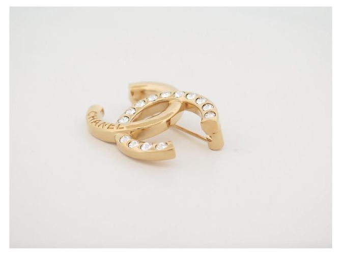 Spilla Chanel in metallo dorato champagne e strass D'oro - vista 3