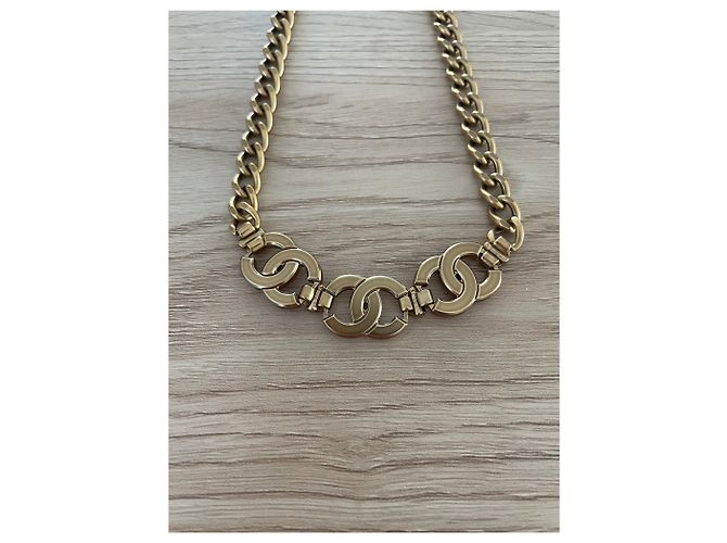 Collar Chanel Gran Cadena de Malla Dorada CC Dorado - vista 7