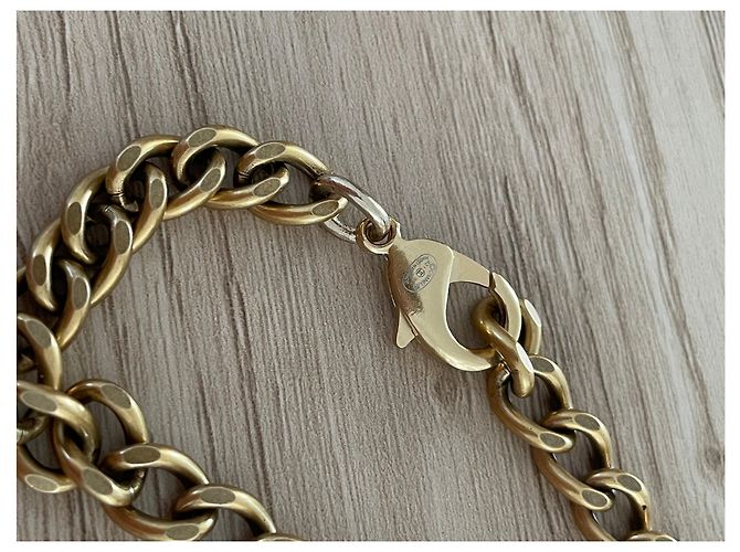 Collar Chanel Gran Cadena de Malla Dorada CC Dorado - vista 8