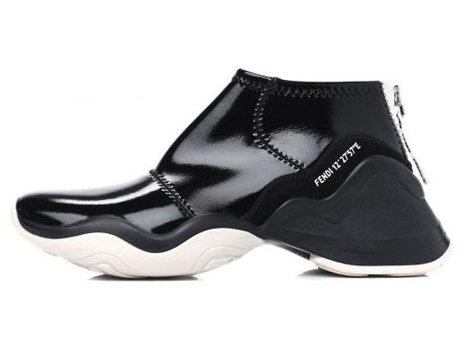 Fendi Sneaker aus schwarzem Lackleder 37 - Ansicht 4