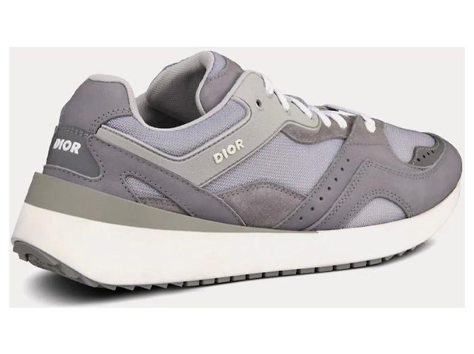 Baskets Dior en daim gris taille 41 - vue 3