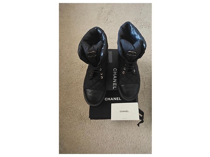 Stivali Chanel Cruise 2023/2024 Nero - vista 12