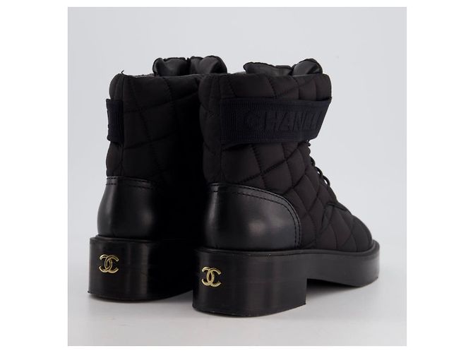 Stivali Chanel Cruise 2023/2024 Nero - vista 3