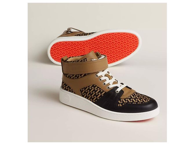 Sneakers Hermès modello Freestyle 40 Nero - vista 2