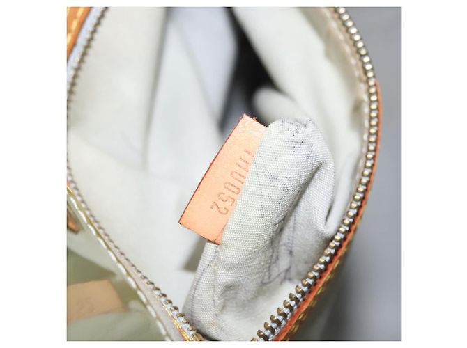 LOUIS VUITTON Monogram Vernis Reade MM Borsa a mano Grigia M91142 LV Auth 116768 Grigio - vista 12