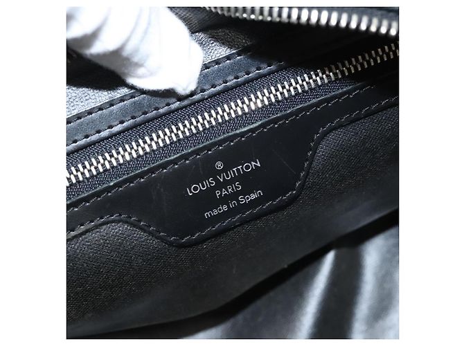 LOUIS VUITTON Taiga Parana Clutch Bag Epicea M30754 LV Auth th5836 - vista 17
