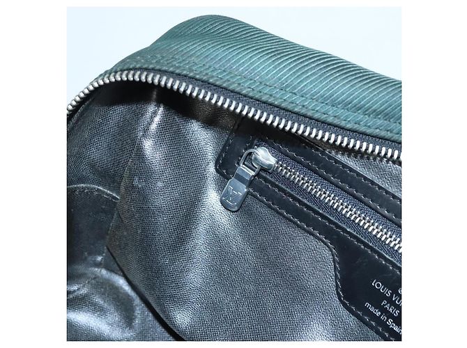 LOUIS VUITTON Taiga Parana Clutch Bag Epicea M30754 LV Auth th5836 - vista 20