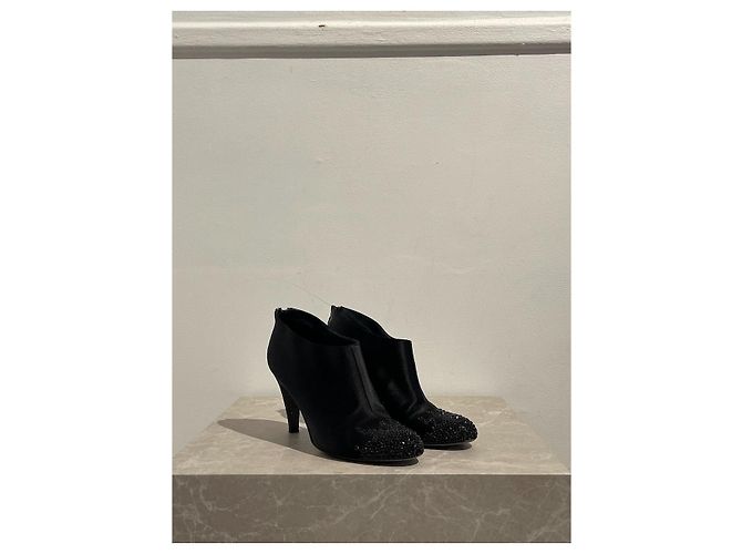 CHANEL Ankle boots T.EU 38 Cloth Black - view 2