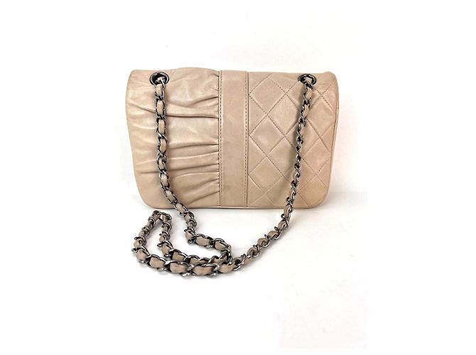 Chanel Schultertasche aus gestepptem Lammleder Pile Ou Face in hellbeige Braun - Ansicht 2
