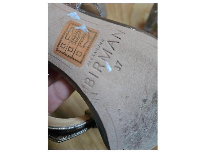 Sandali Alexandre Birman con fiocco dorati in pelle D'oro - vista 4