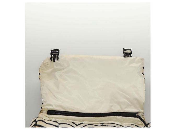 Borsa a Spalla CHANEL Sport in Nylon Bianco e Nero CC Auth BA888 - vista 16