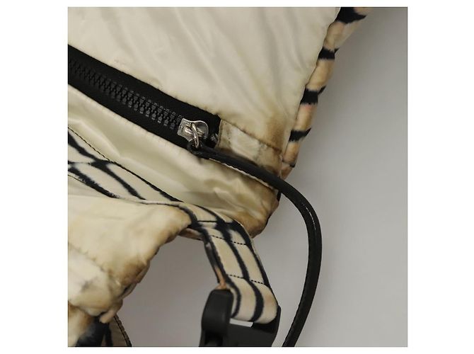 Borsa a Spalla CHANEL Sport in Nylon Bianco e Nero CC Auth BA888 - vista 19