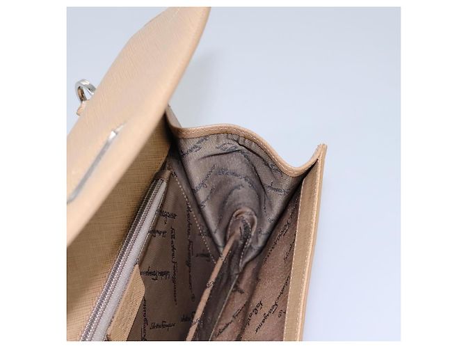 Borsa a mano in pelle Gancini di Salvatore Ferragamo 2way Beige Argento Auth BD1190 - vista 19